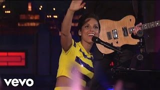 Alicia Keys  Empire State Of Mind Part II Broken Down Live on Letterman [upl. by Sum]